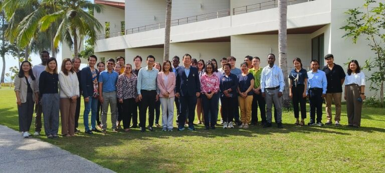 โครงการอบรมเชิงปฏิบัติการ เรื่อง การใช้ Generative AI ช่วยพัฒนาต้นฉบับบทความวิจัยส่งวารสารในฐานข้อมูล Scopus ใน 30 ชั่วโมง