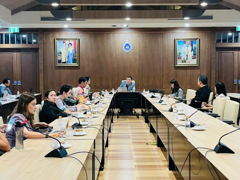 สถาบันส่งเสริมการวิจัยและนวัตกรรมสู่ความเป็นเลิศ มหาวิทยาลัยวลัยลักษณ์ จัดประชุมวางแผนการขอทุนวิจัยภายนอก ปีงบประมาณ 2568